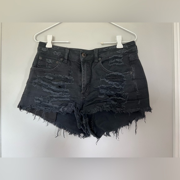 American Eagle Festival Distressed Denim Shorts - Picture 1 of 3